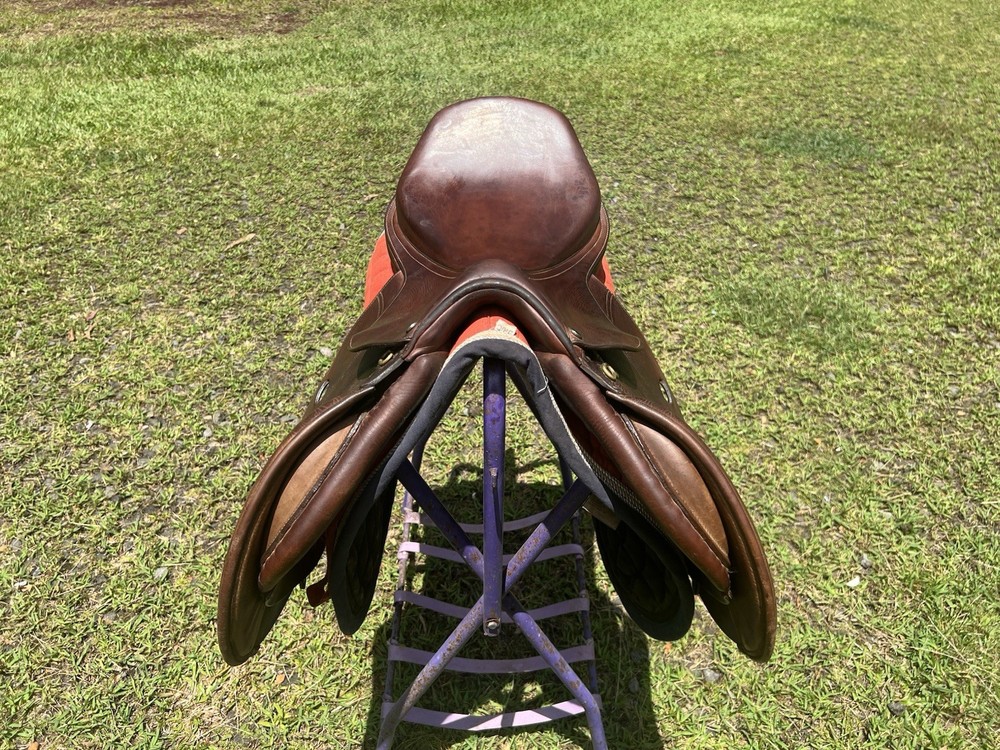 Ovation 18 San Telmo Saddle Medium Tree