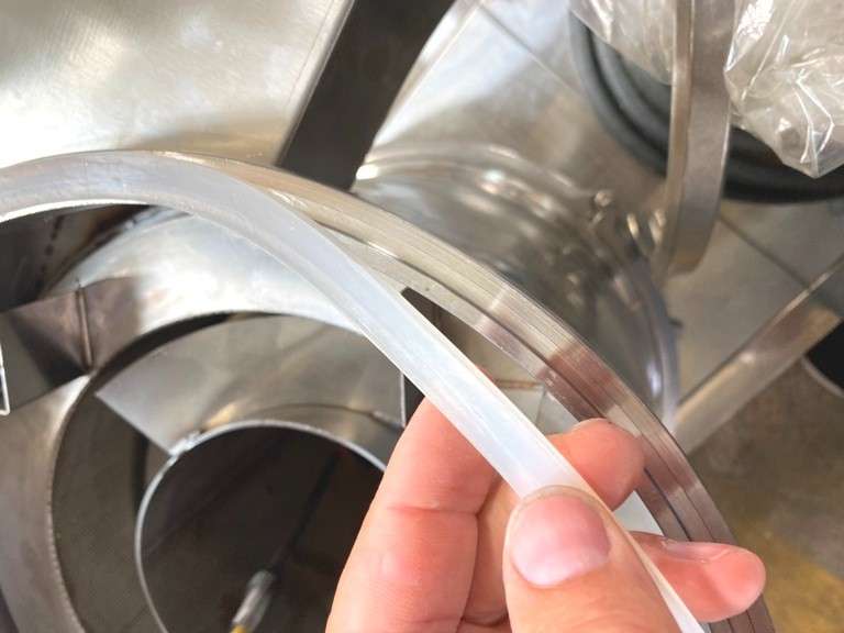 Egg Liquid Eggshell Centrifugal Separator / Breaker Cracker Shell Grinder 15K/H