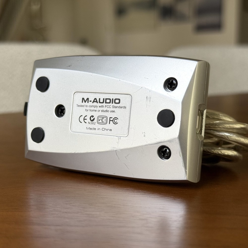 M-Audio Transit USB High-Resolution Mobile Audio Interface 24-bit/96kHz