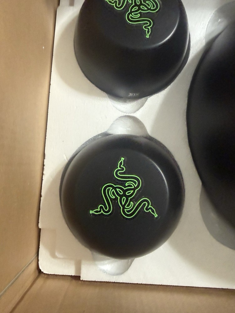 RAZER MAKO SPEAKER SYSTEM Speaker System With THX