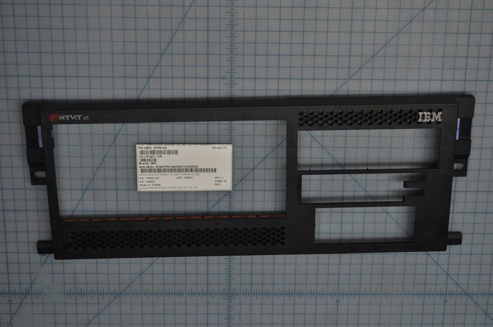 IBM 9111-520 Rack Mount eServer P5 Front Bezel Grade B 97P6149