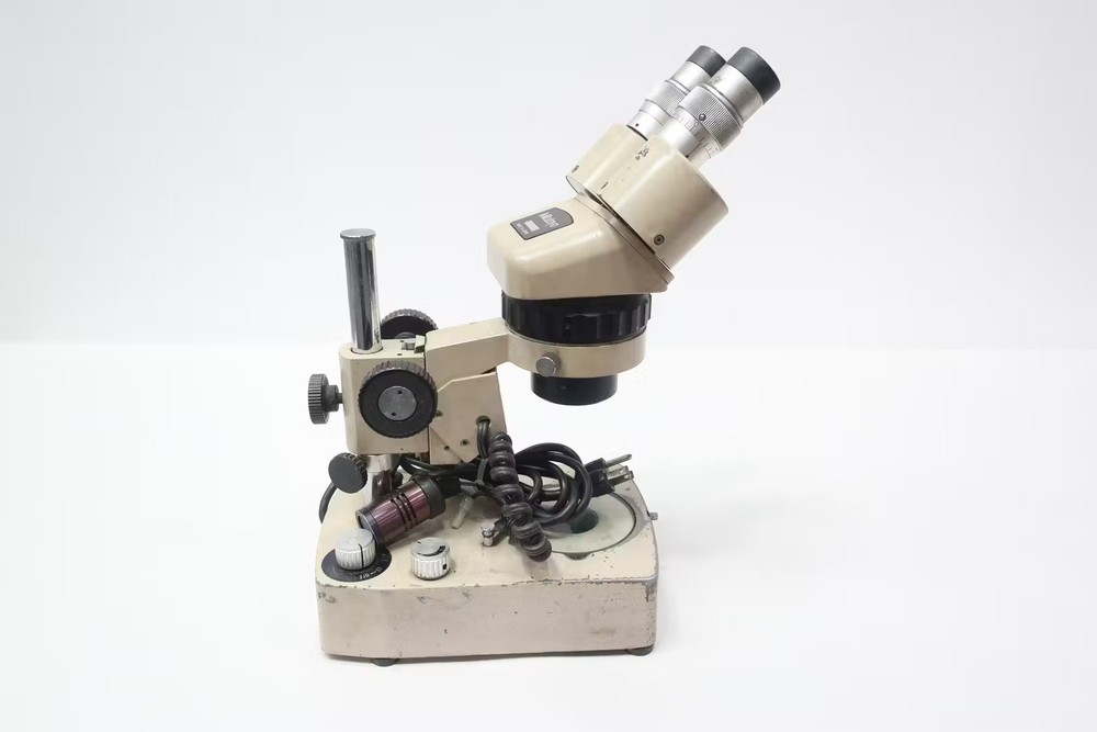 Mitutoyo 90032 Microscope