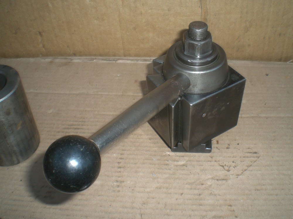 Genuine Aloris CXA tool post with 4 tool holders