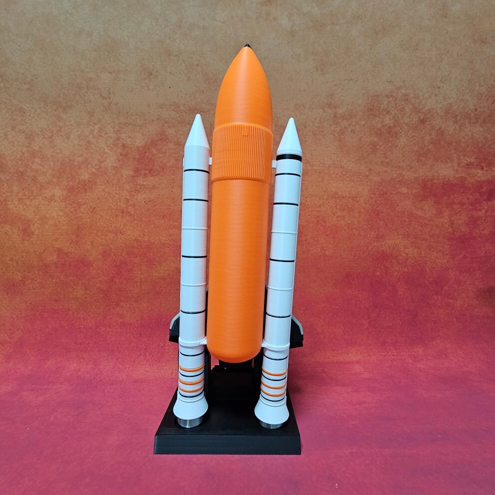 1:200 Scale NASA Space Shuttle Model Rocket Model Painted Finished