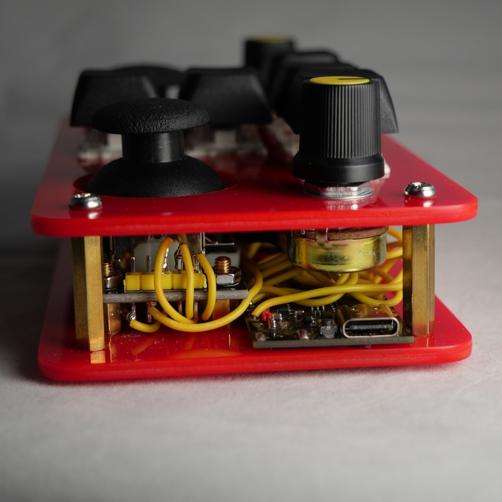 madMidi Acrylic Wireless Midi Controller