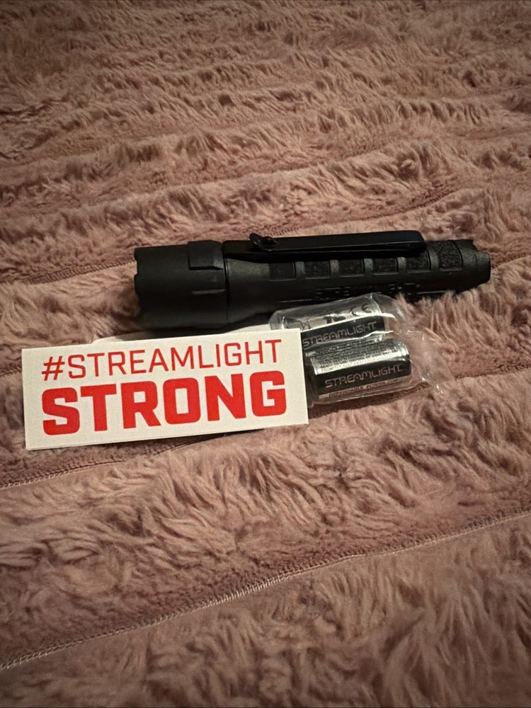 Streamlight PolyTac x Flashlight 600-Lumen Black 88603