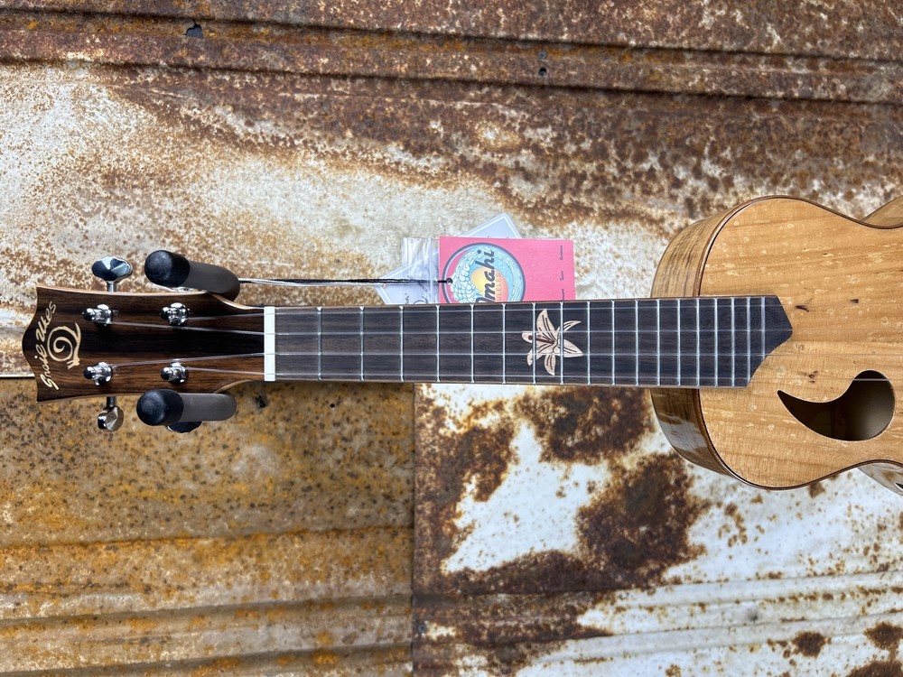 Snail Spalted Maple Gloss Concert Ukulele