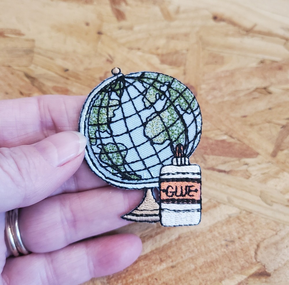 SCHOOL GLOBE & GLUE EMBROIDERED IRON ON APPLIQUE