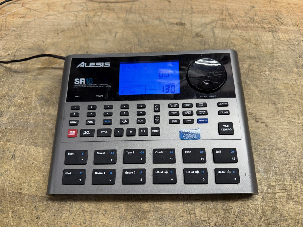 Alesis SR-18 Drum Machine