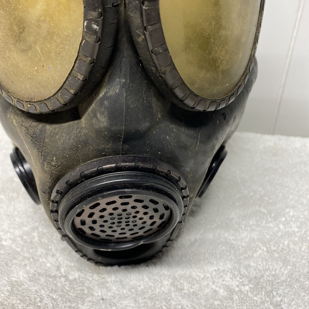 Old Gen black M7 Gas Mask