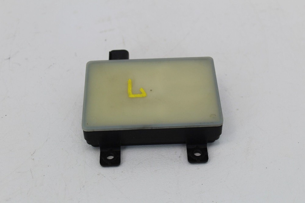 16-20 JAGUAR XE XF F-PACE REAR LEFT RIGHT BLIND SPOT SENSOR CONTROL MODULE #3657