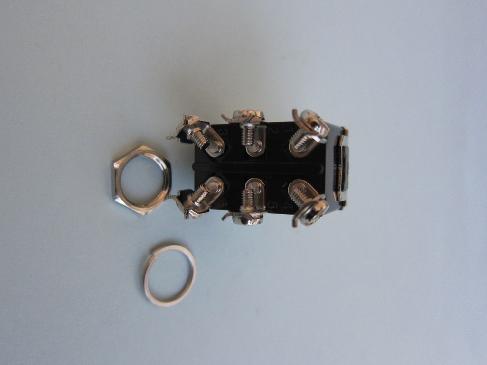 Lowrider Hydraulics Toggle Switch 6 prongs, (on)-off-(on), 20 pcs, value pack