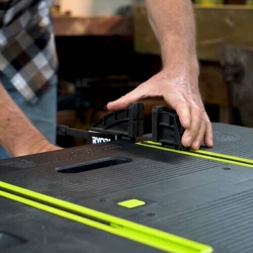 Ryobi Folding Table with Two Clamps