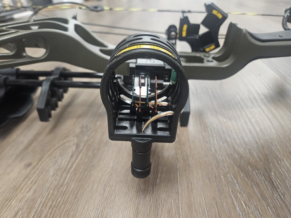 Bear THP Adapt 2 RTH RH Compound Bow