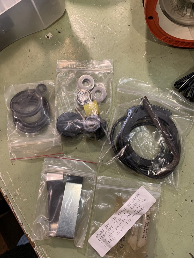 Underwater Scuba camera and flashlight with accessories