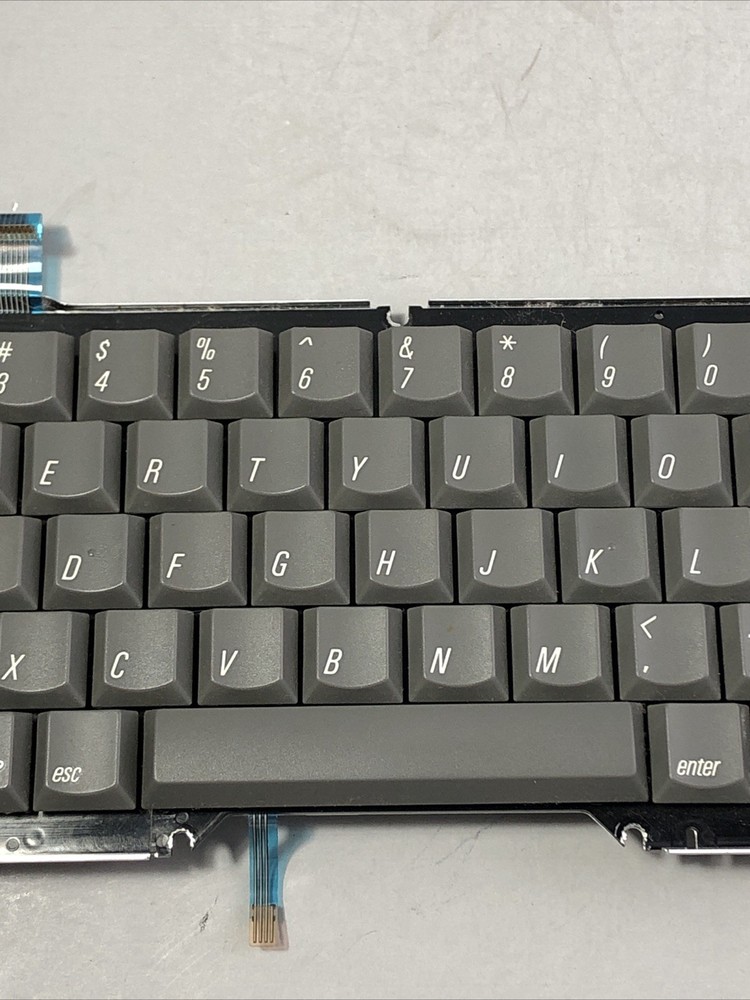 Apple Macintosh Powerbook 140 / 145 / 170 Keyboard Replacement Untested