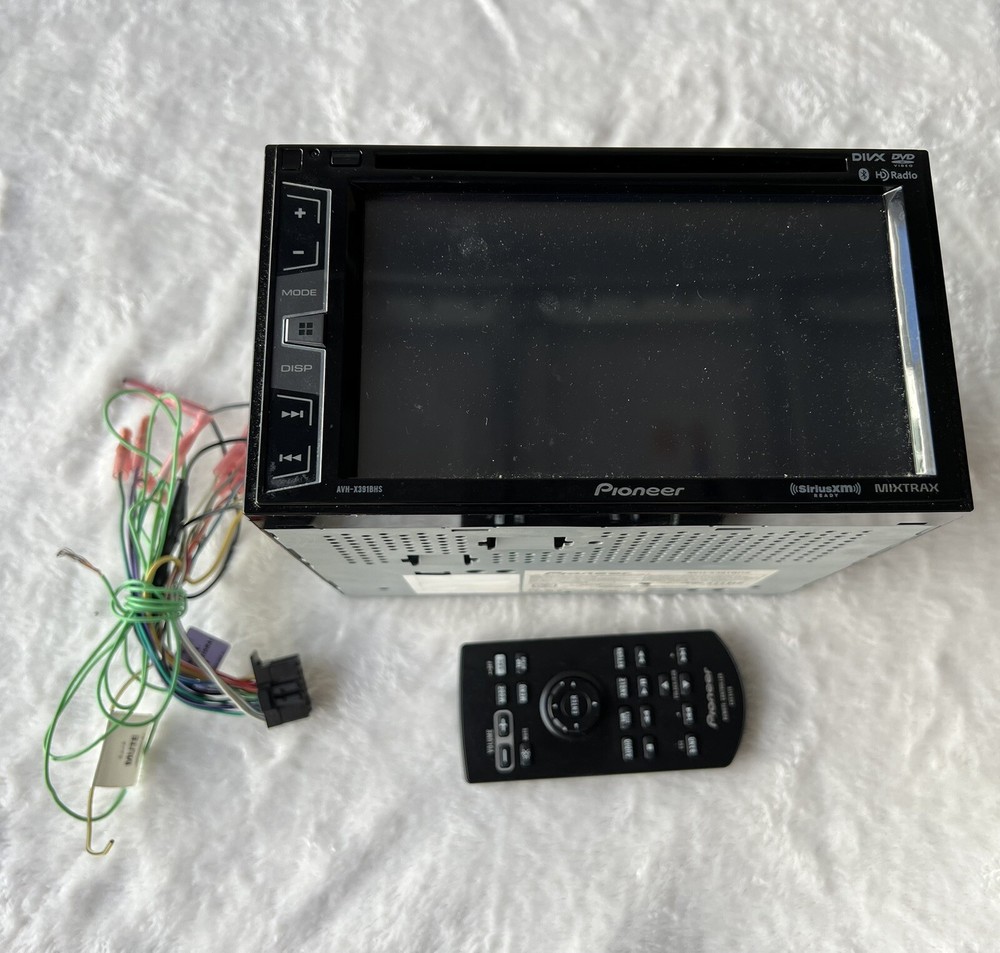 Pioneer AVH-391BHS Double Din Stereo Head Unit