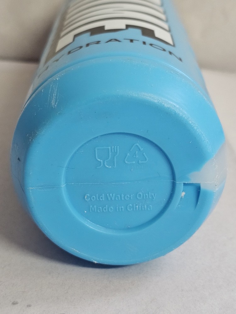 Prime Hydration 32oz Water Bottle Blue – Cold Water Only – Preowned