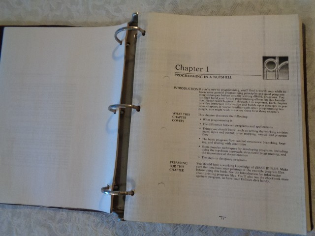 Ashton Tate Programming With dBase III Plus Reference Manual