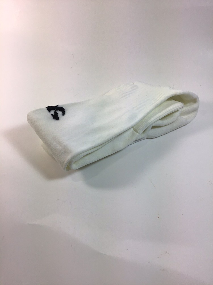 White Large Soccer Socks NEW BB3