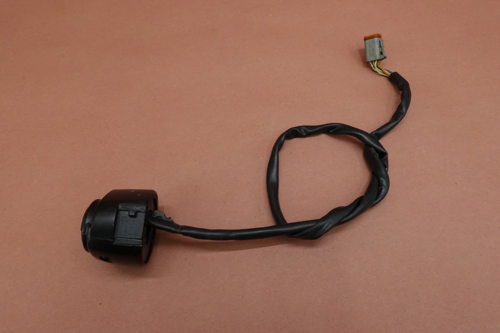 2000 - 2006 Harley Davidson Heritage Softail FLSTCI Left Headlight Bar Switch