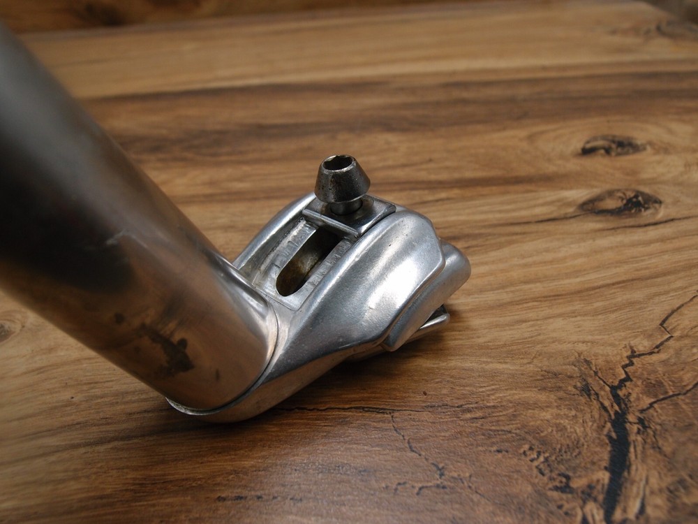 MTB silver plain seatpost 30.2 mm