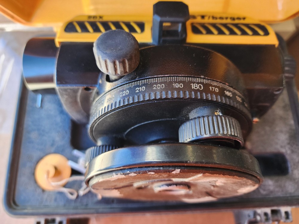 CST/Berger 28X Automatic Level