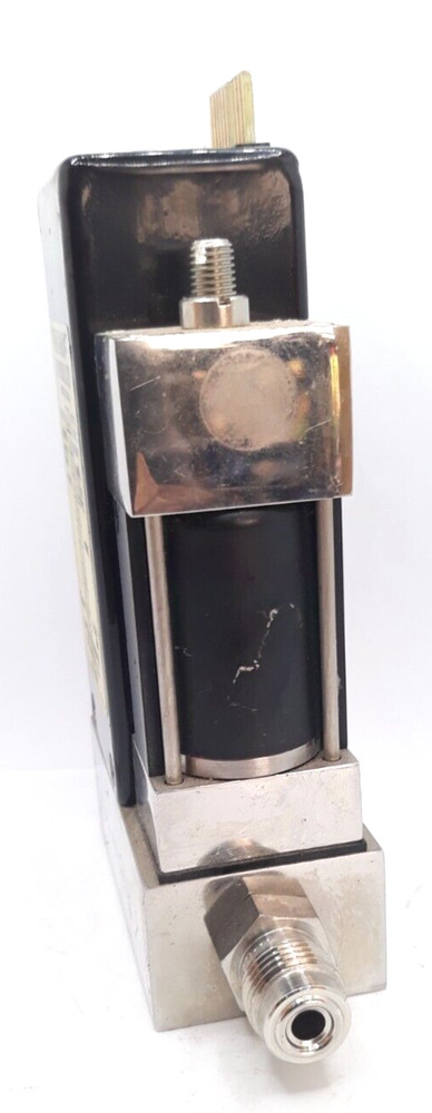 UnitUFC-1000 Mass Flow Controller Range 10 SLM Gas N2 --4378