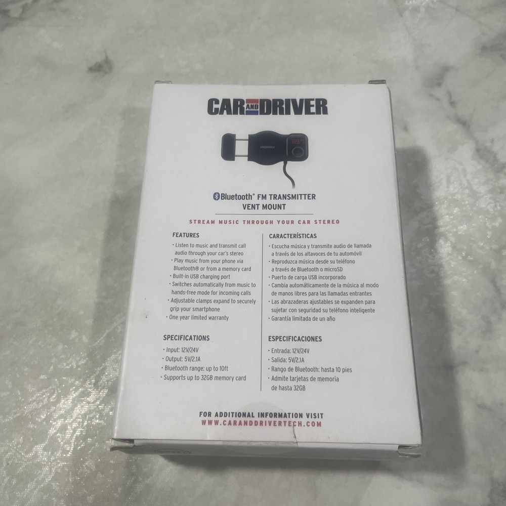 Car and Driver - Vent Mount Bluetooth FM Transmitter - Black