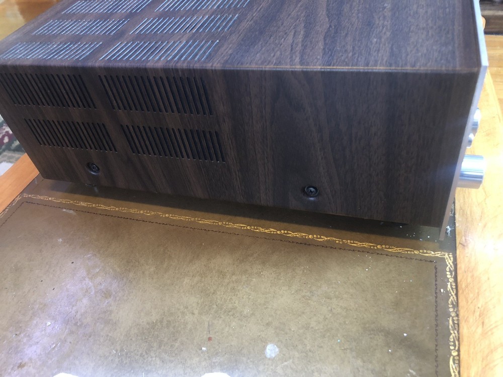 Marantz 2440 Quadradial Amplifier