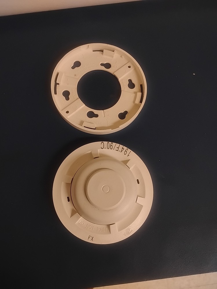 System Sensor 5604 Heat Detector 194°F Fixed Temp. Preowned