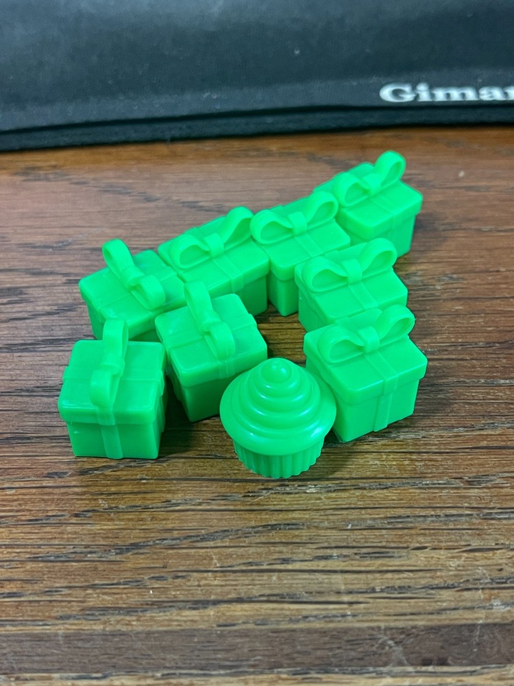 Monopoly Junior Party - Replacement Green Pieces