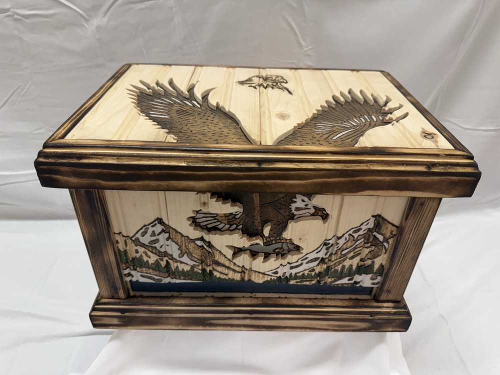 Cedar Lined Eagle Keepsake Storage Stash Box Chest  With Pine