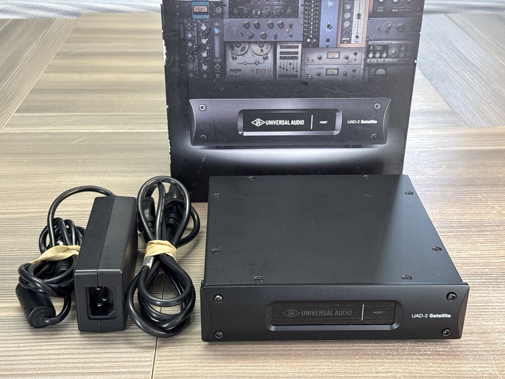 UAD-2 Satellite Thunderbolt DSP Accelerator Quad-Core w/ Box