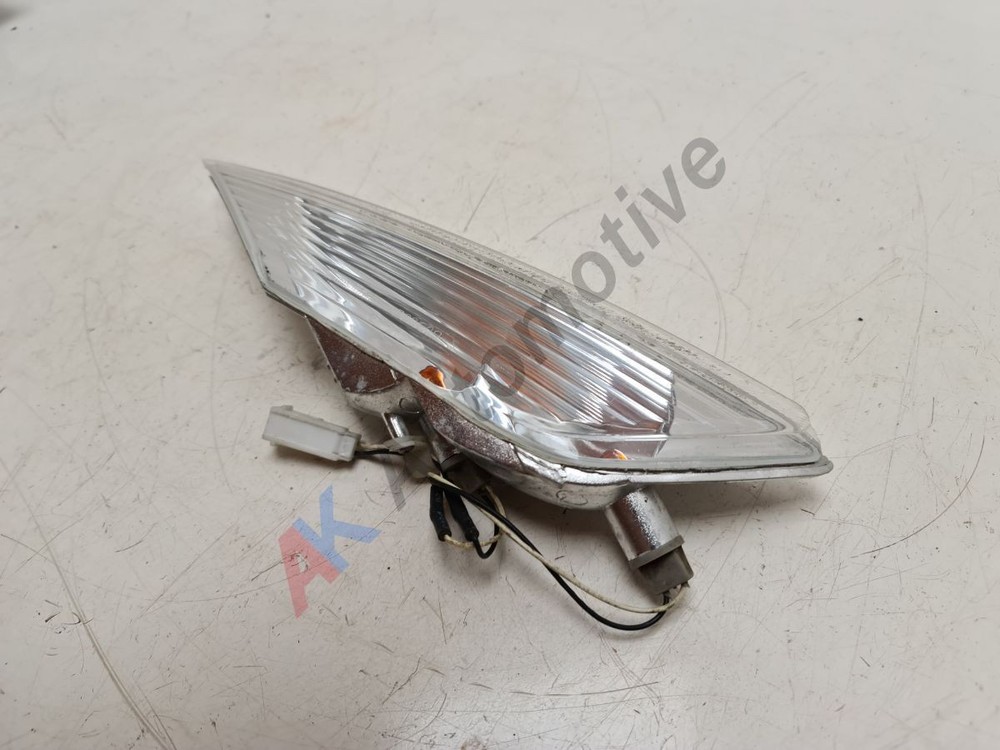 Piaggio X8 125 2004~2007 - Front Leftt Indicator Unit