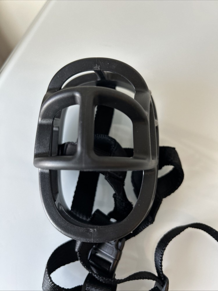 Baskerville Ultra Muzzle Black Size 5 New, Open Bag