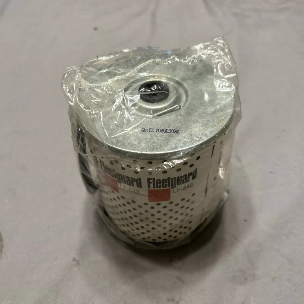 NEW FLEETGUARD LUBE FILTER LF-548