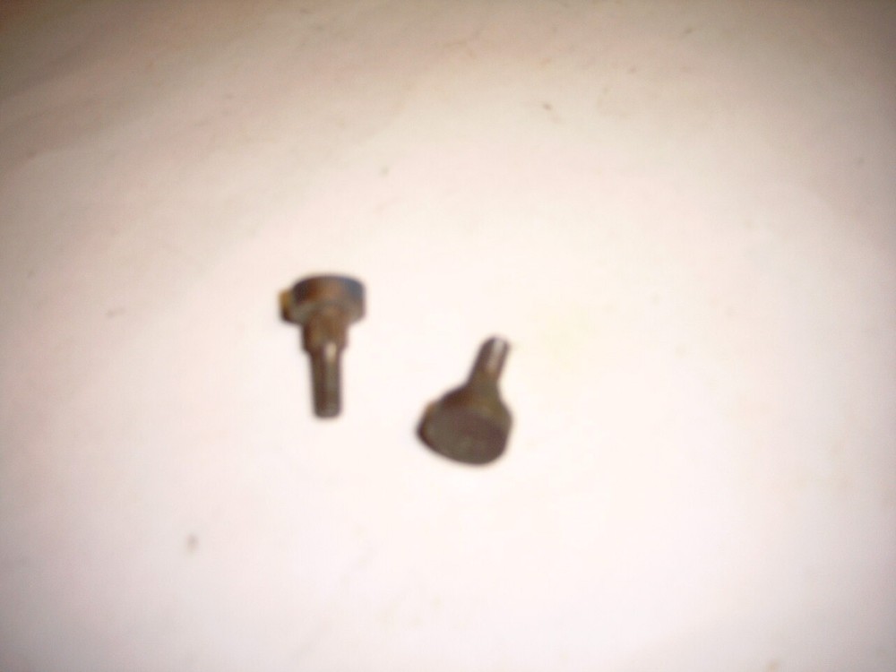 DEAD HEAD BOLTS  w/ KNURLED SHANKS PKG OF 4