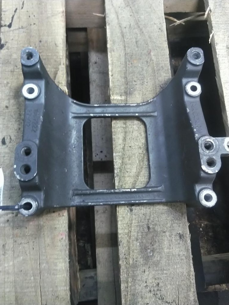 1887222 ENGINE BRACKET  2414370