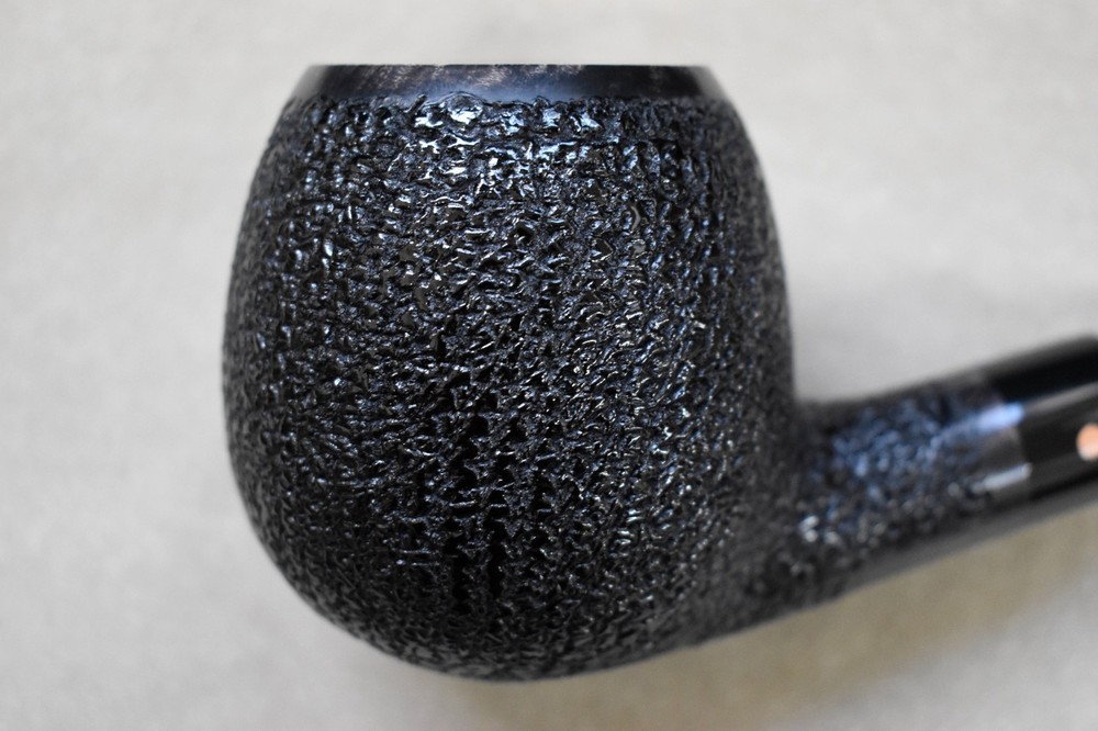 Moretti Pipe Huge Super Magnum Black Rusticated Freehand