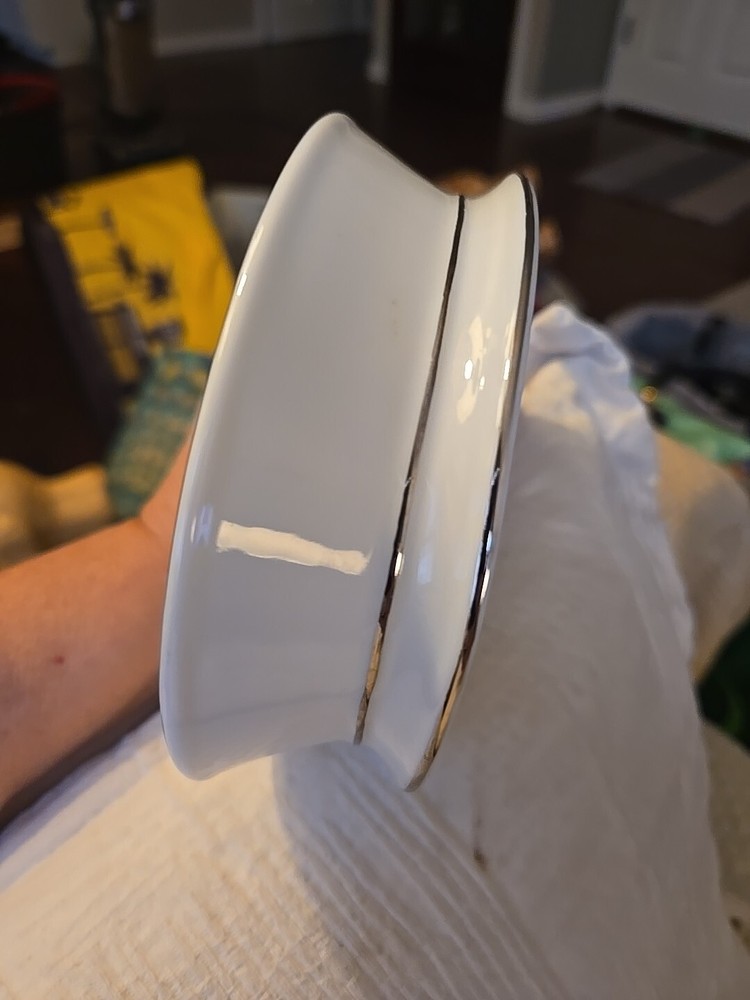 Veratex White and Silver Oversized Soap Dish NEW