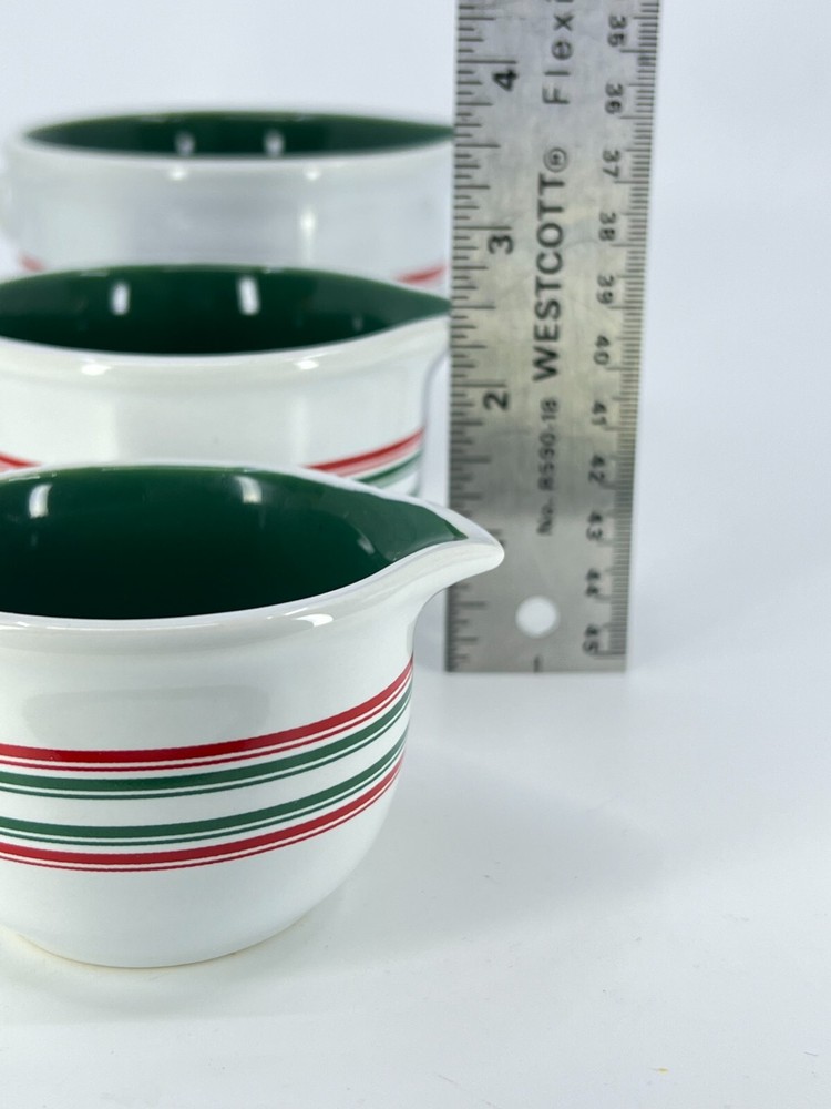 3pc Chantal Measuring Cups Nesting Bowls Stackable Striped 1 cup, .5 cup 1/4 cup