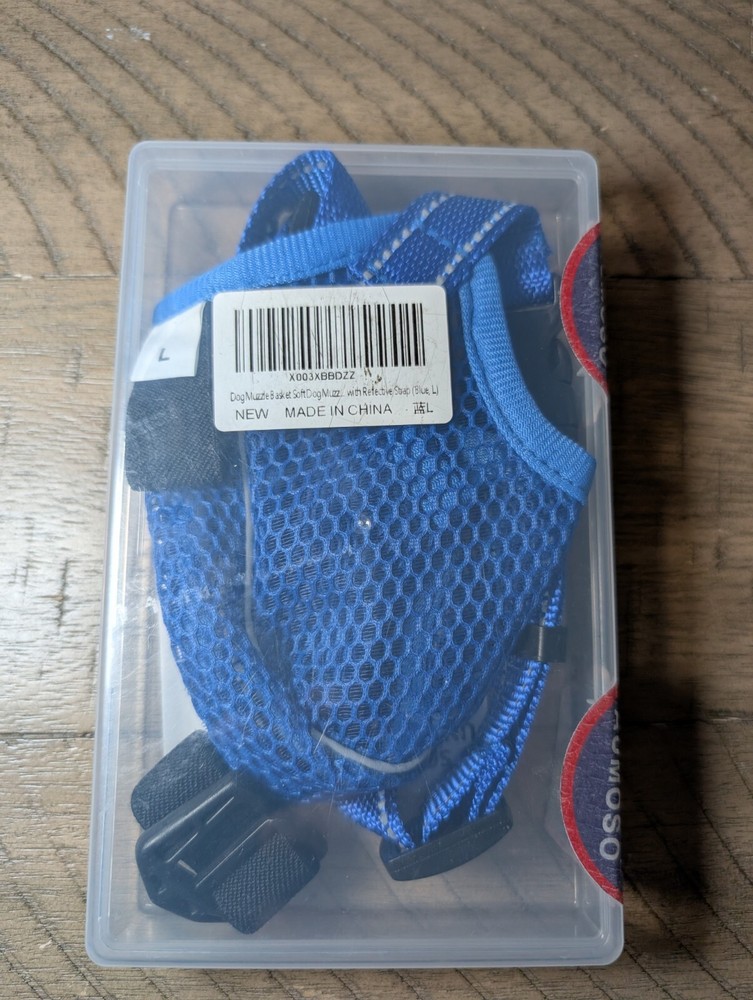 AUMOSO Dog Muzzle with Instructions - Size Large