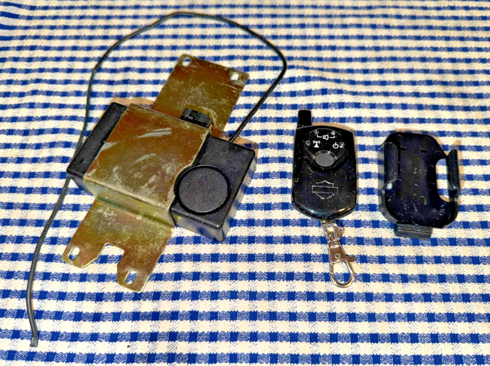 Harley Davidson 2003 Secuity Alarm and Pager
