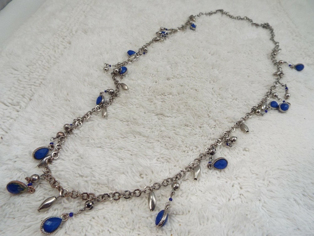 Silvertone Blue Charm Bead Necklace (A6)