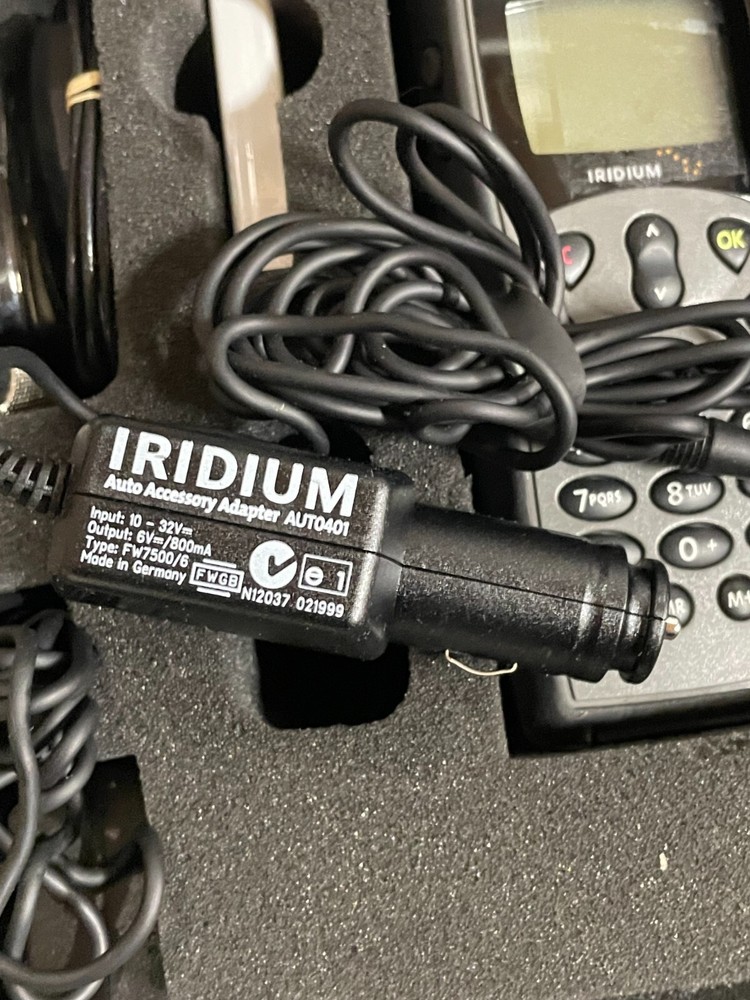 Iridium 9505a Satellite Phone with extras