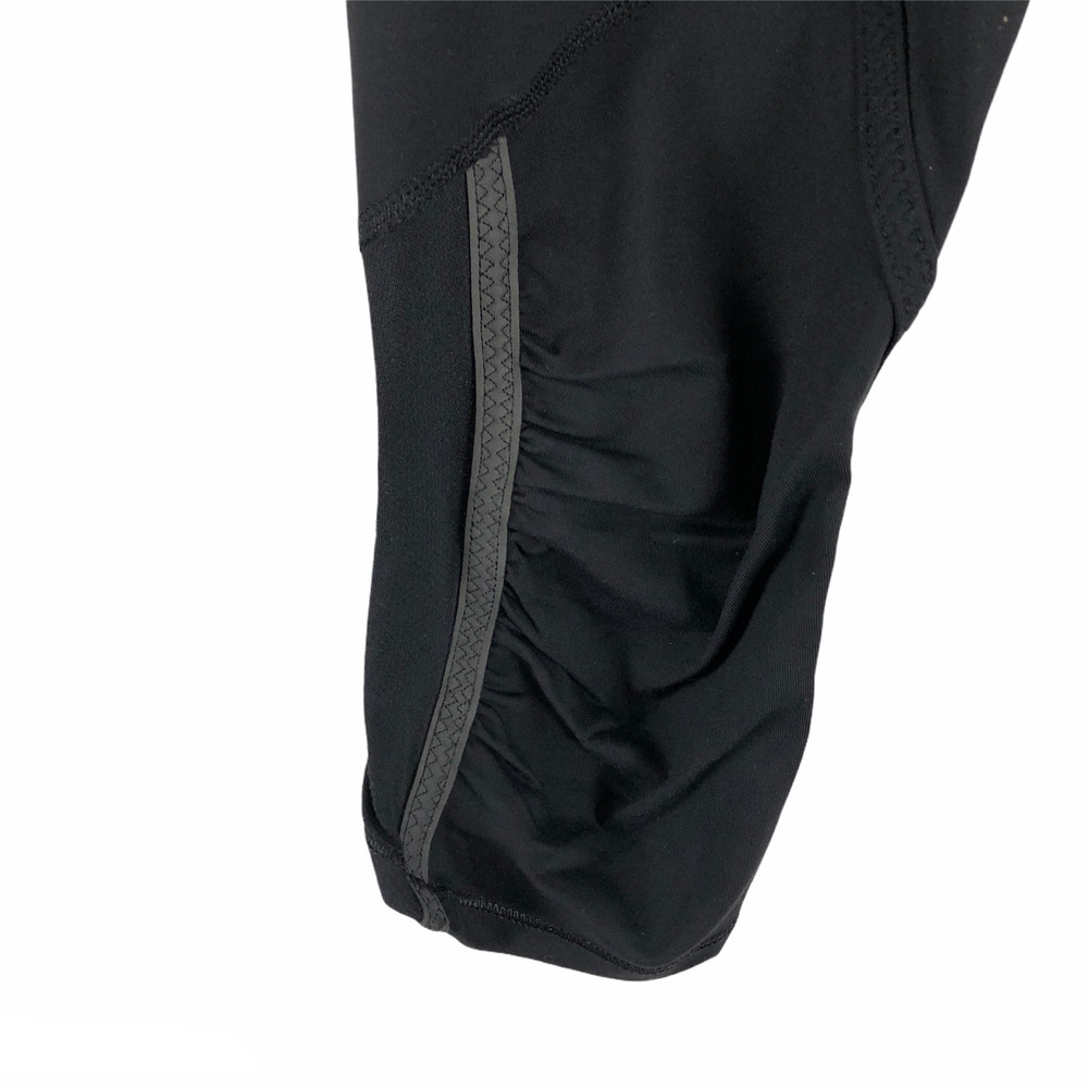 Lululemon Pace Crop Leggings Size 4 Pants Black Solid Flawed Athletic L-1085