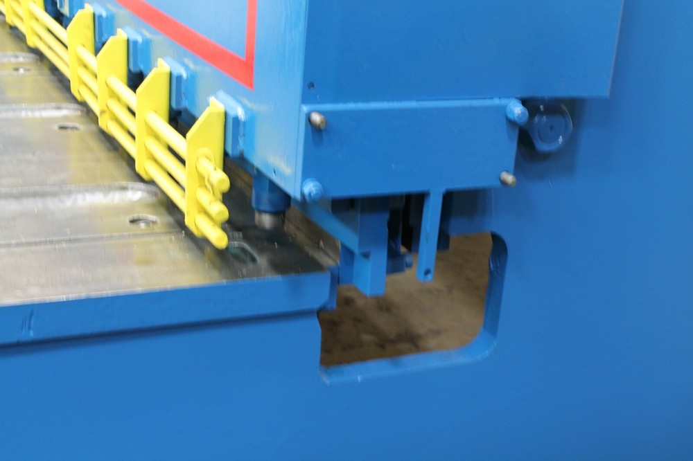 12' X 1/4" ALLSTEEL HYDRAULIC SHEAR: YODER #62234
