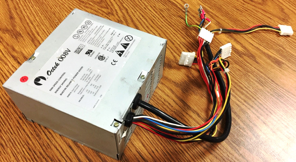 Octek 008V Switch Selectable Power Supply