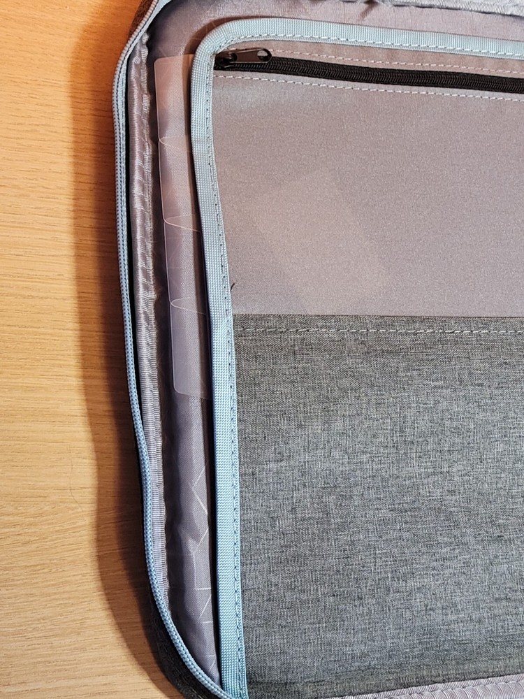 BNWT- Five Star 1" Carry All Binder- Grey/Blue